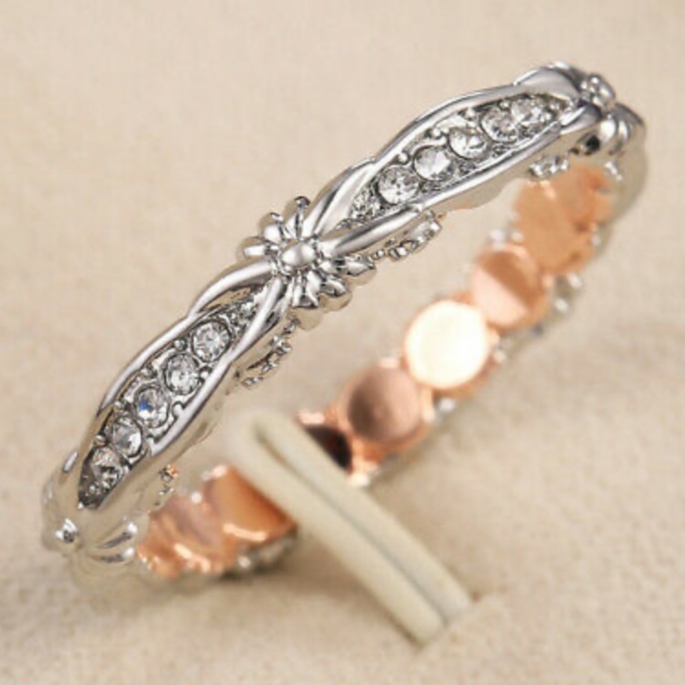 New two tone Wedding band Ring - Picture 1 of 5
